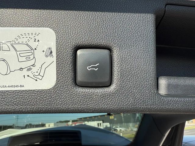 Ford Kuga Hybrid ST Line X