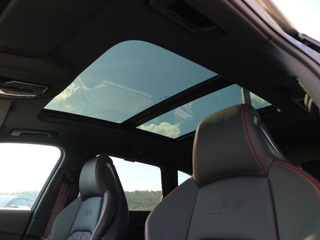 Audi RS4 Avant Quattro