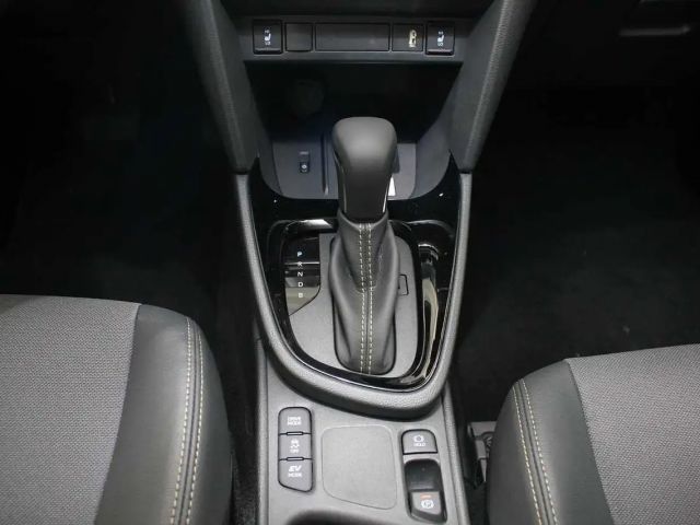 Toyota Yaris Cross Adventure Advanced Safety Paket HUD PDC 18Zoll ele