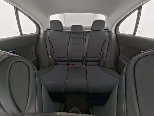 Mercedes-Benz C 200 AVANTGARDE Sedan