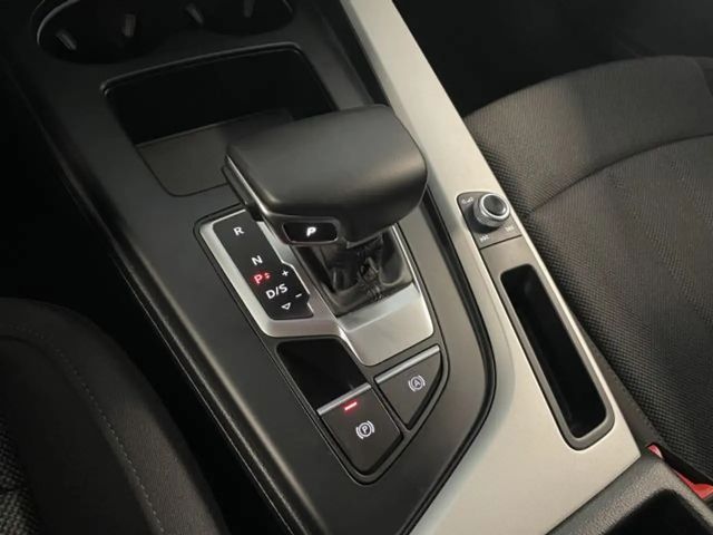 Audi A4 35 TDI Avant S-Line