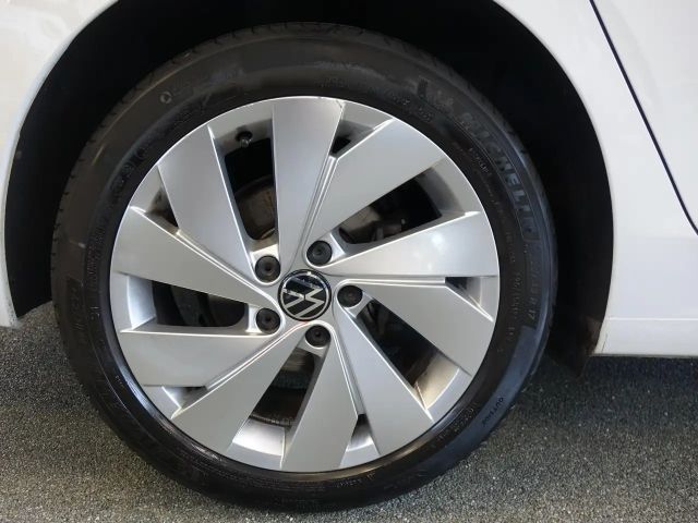 Volkswagen Golf 1.5 TSI Style Variant