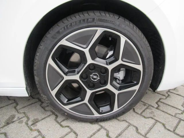 Opel Astra Sports Tourer Ultimate