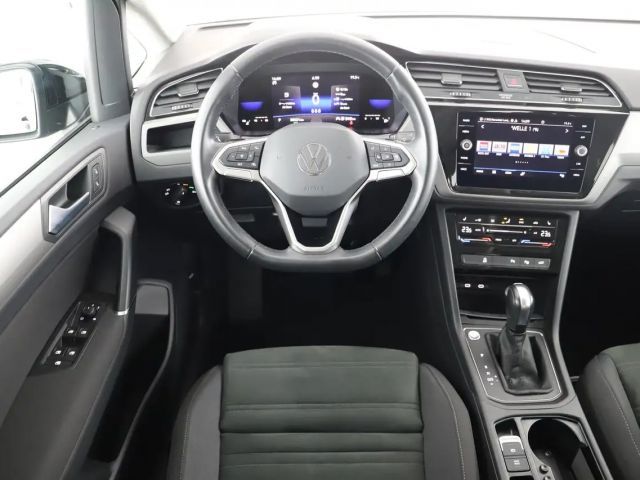 Volkswagen Touran DSG Life