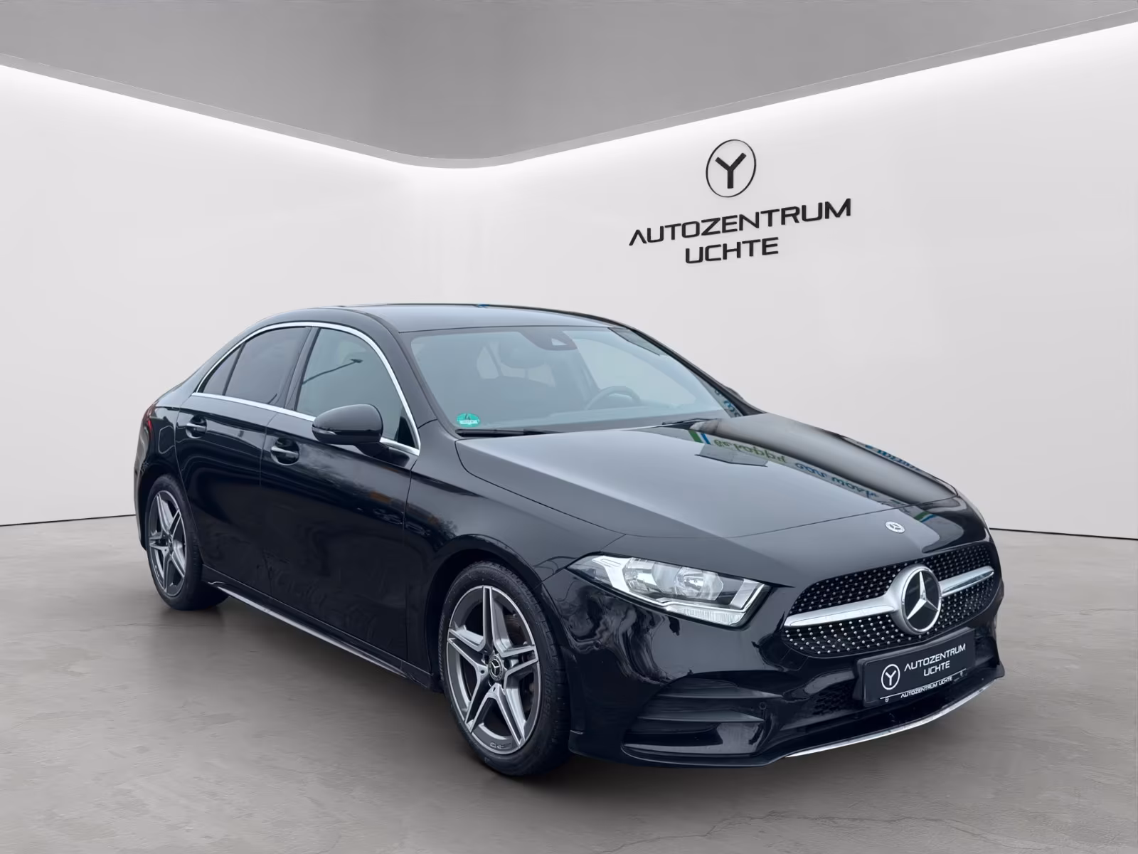 Mercedes-Benz A 180 AMG Line