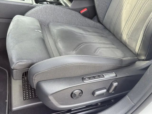 Volkswagen Golf DSG Life