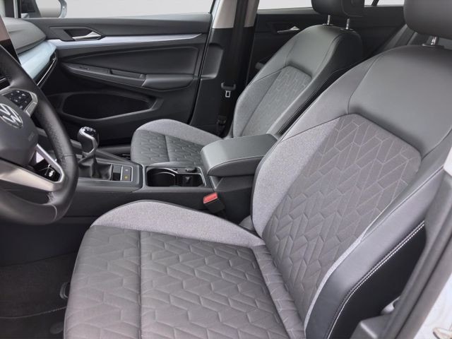 Volkswagen Golf 1.5 TSI