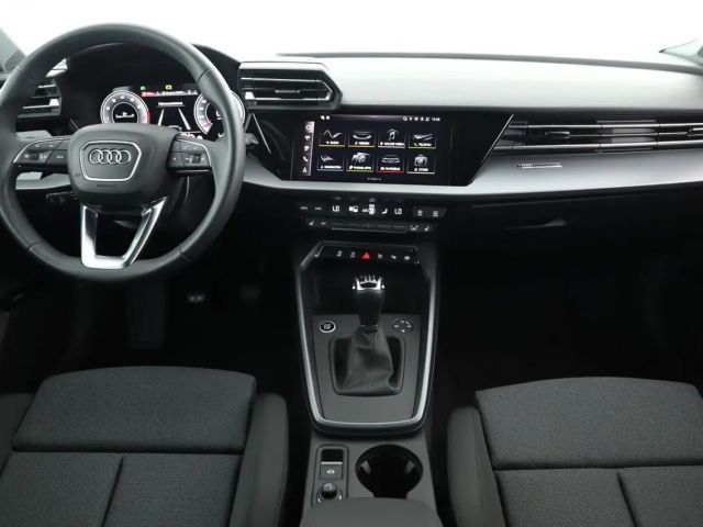 Audi A3 30 TFSI Sedan