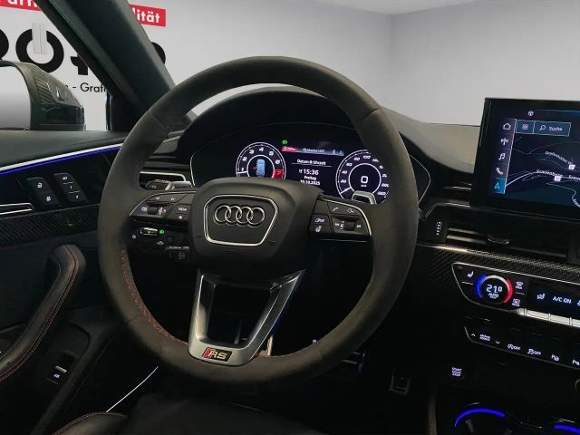 Audi RS4 Avant Quattro