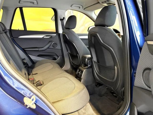 BMW X1 Advantage pakket sDrive18i