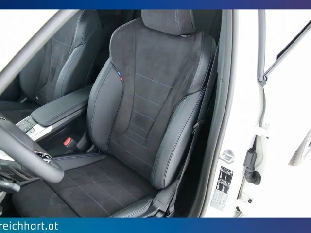 BMW 220 220i Active Tourer Sedan