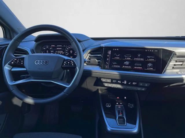 Audi Q4 e-tron Q4 45 e-tron Advanced AHK/EPH plus/uvm.