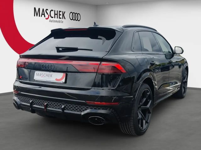 Audi RS Q8 Performance