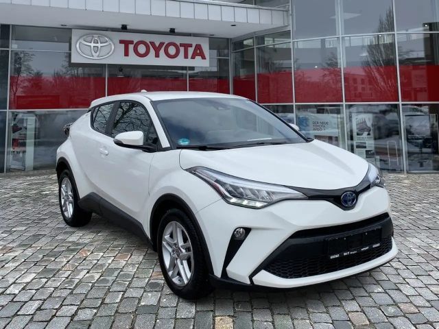 Toyota C-HR Flow