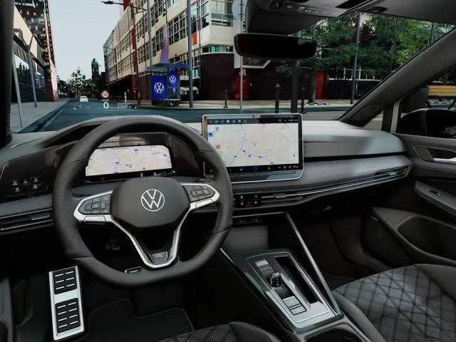 Volkswagen Golf 1.5 eTSI DSG Golf VIII R-Line