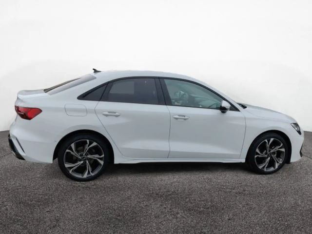 Audi A3 30 TFSI Business S-Line Sedan