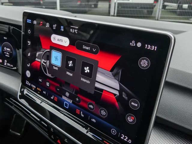 Volkswagen Golf 2.0 TSI Golf VIII Variant