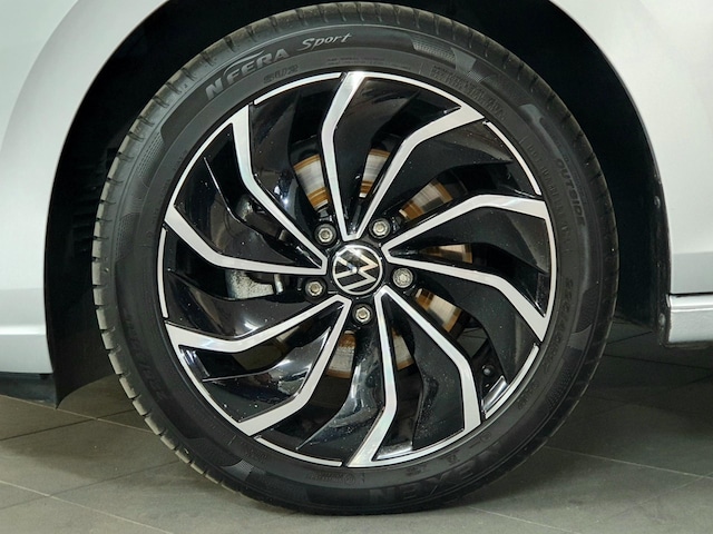 Volkswagen Golf 2.0 TDI DSG Style