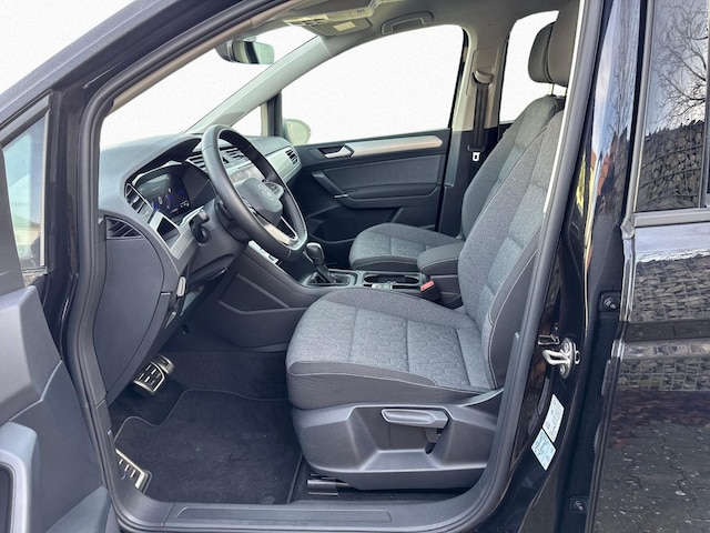 Volkswagen Touran 2.0 TDI DSG Move R-Line