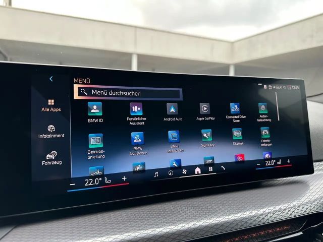 BMW 320 320i M-Sport Sedan