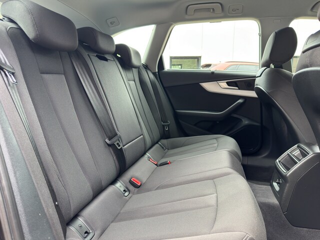 Audi A4 35 TDI Avant S-Tronic