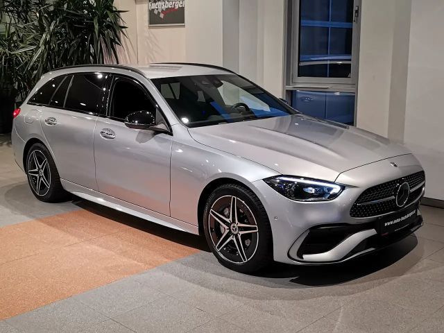 Mercedes-Benz C 300 4MATIC AMG Line