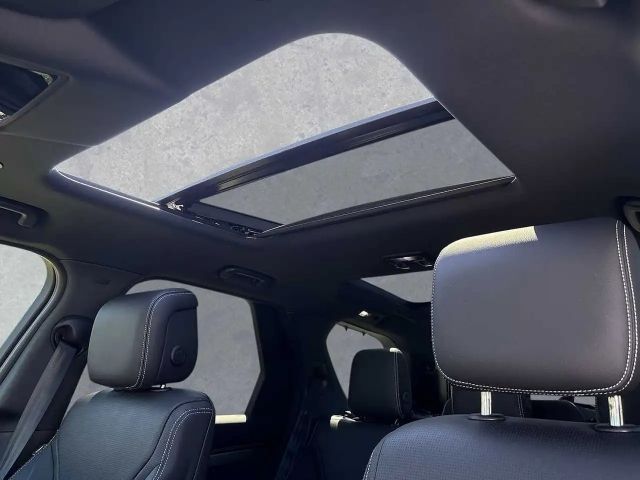 Land Rover Discovery D250 Dynamic SE