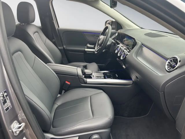 Mercedes-Benz GLA 200 Progressive