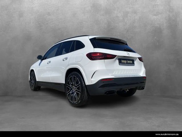 Mercedes-Benz GLA 200 AMG Line
