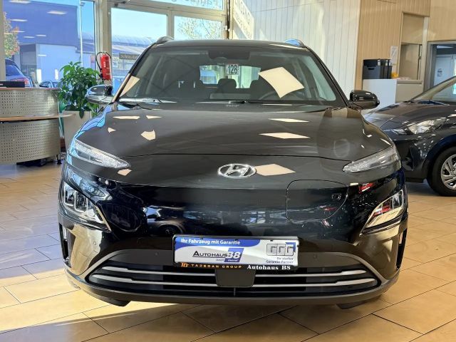 Hyundai Kona 2WD Trend