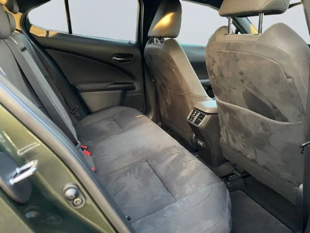 Lexus UX 250h Style Edition