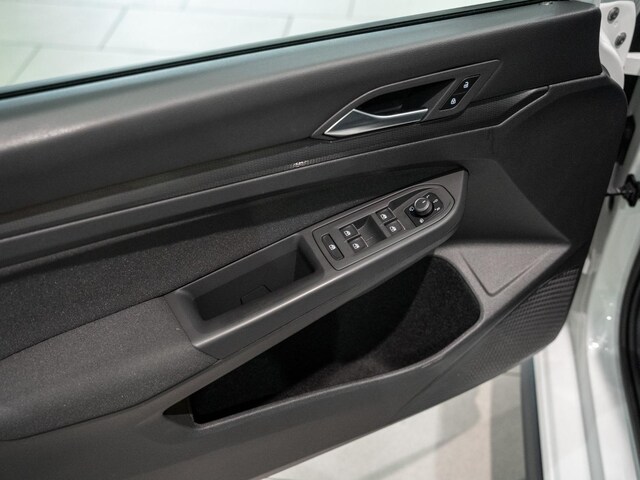 Volkswagen Golf 2.0 TSI Golf VIII