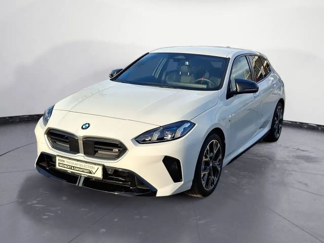 BMW 135 Sedan xDrive