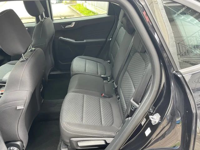 Ford Kuga Cool & Connect