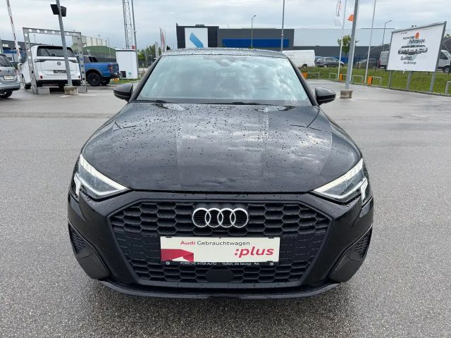 Audi A3 30 TFSI Sedan