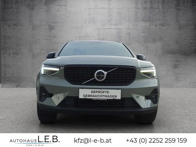 Volvo XC40 Dark Plus