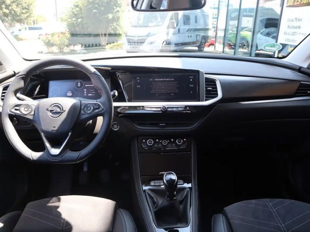 Opel Grandland X 1.2 Turbo Elegance Ultimate