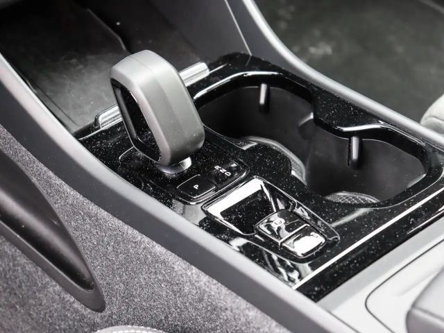 Volvo XC40 Dark Plus