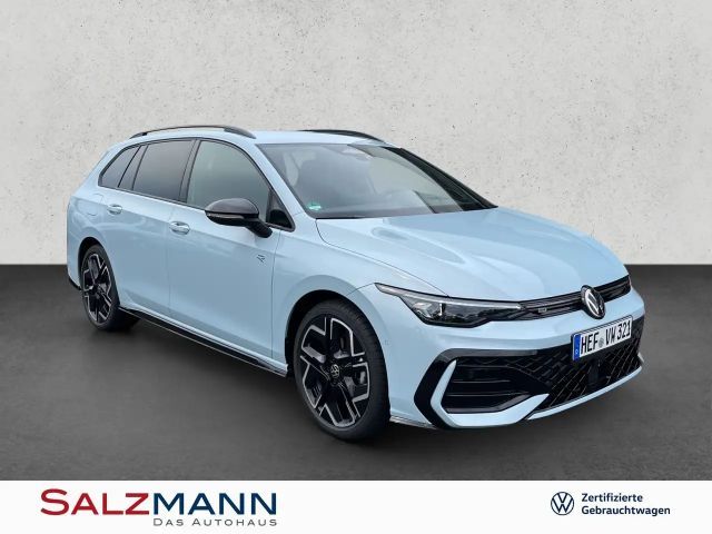 Volkswagen Golf 1.5 eTSI DSG Golf VIII