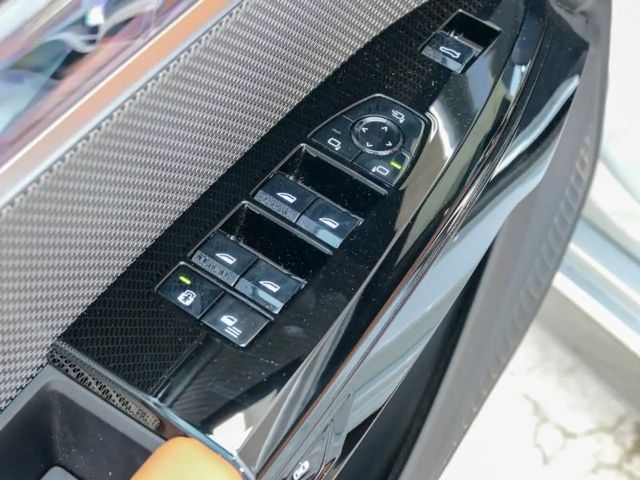 BMW i7 M-Sport Sedan