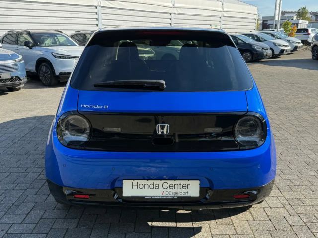 Honda e Advance