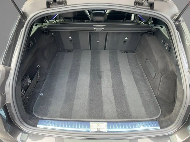Mercedes-Benz E 220 AMG Line E 220 d Estate