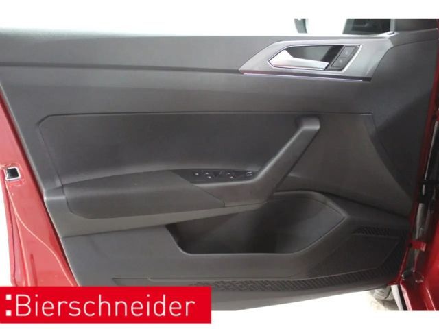 Volkswagen Taigo 1.0 TSI DSG Style