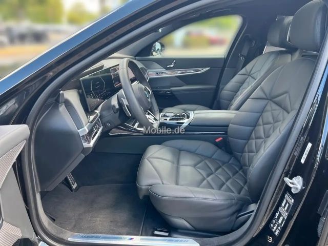 BMW 740 740d M-Sport Sedan xDrive