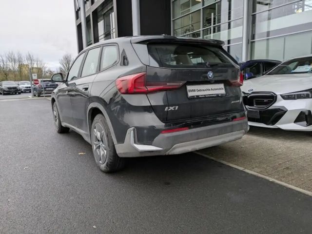 BMW iX1 xDrive30