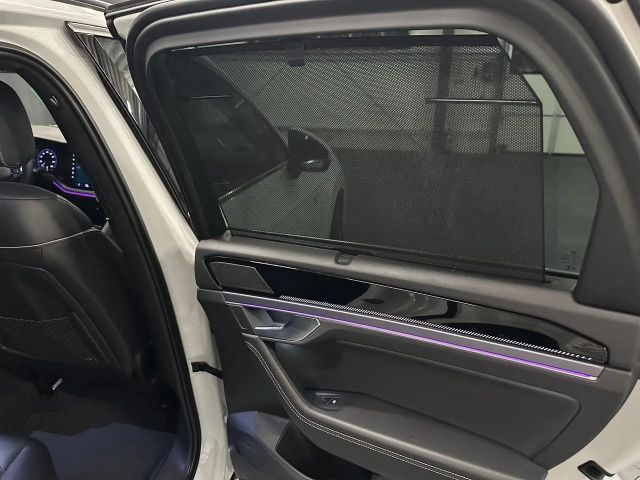 Volkswagen Touareg 4Motion R-Line