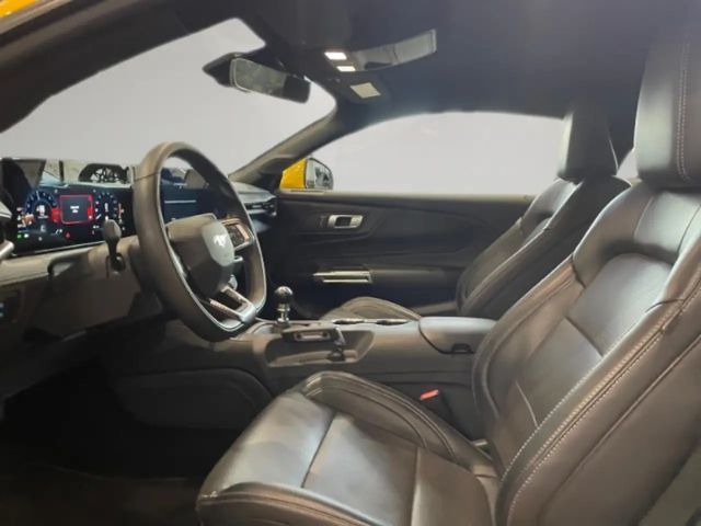 Ford Mustang Fastback GT 5.0 V8