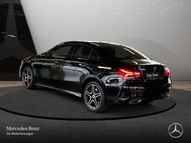 Mercedes-Benz A 250 A 250 e AMG Line