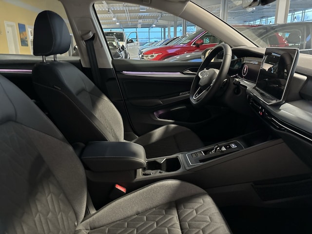 Volkswagen Golf 1.5 eTSI DSG Golf VIII Variant