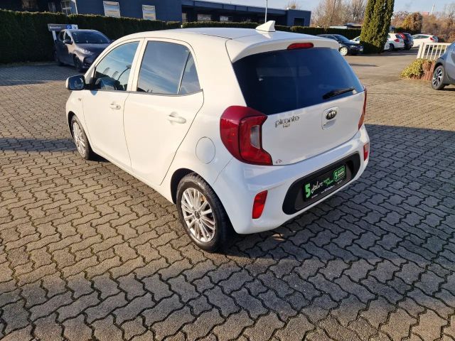 Kia Picanto Dream Team